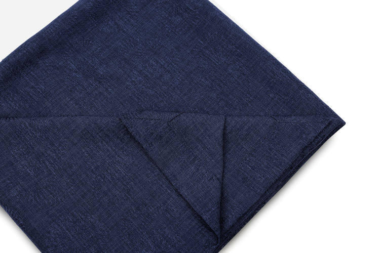 Obrus granatowy z motywem "iskierek"  SPARKLE LOFT 5398 rozmiar 140 cm x 180 cm